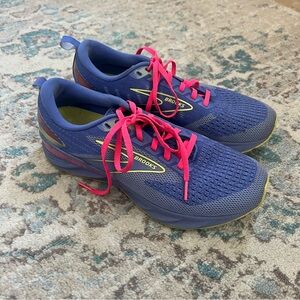 Brooks Levitate GTS 6 Women's Running Sneakers - Blue with Pink Laces
